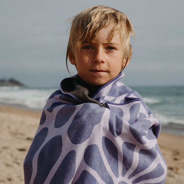 Original Towel: Lazy Daisy Dusk
