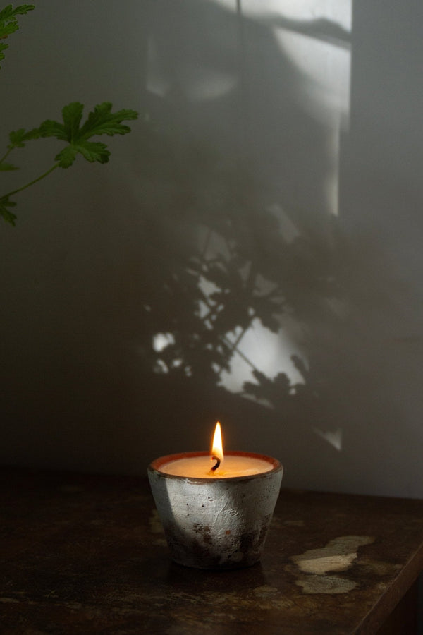 Souchong Debut Earthen Tallow Candle – Smoke-Brushed Terracotta Vessel 4 oz