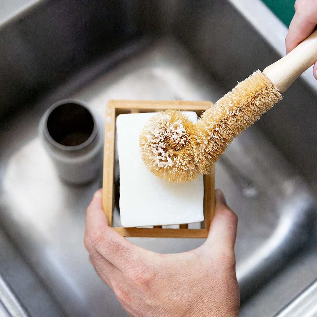 The Zero Waste Store Bottle Cleaning Brush - Thumbnail 5